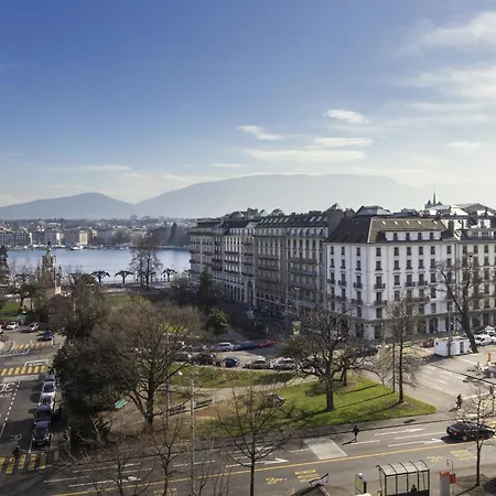 Adagio Mont-blanc Aparthotel 3*