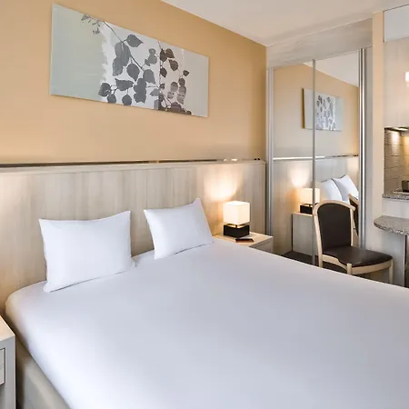 Adagio Mont-blanc 3*